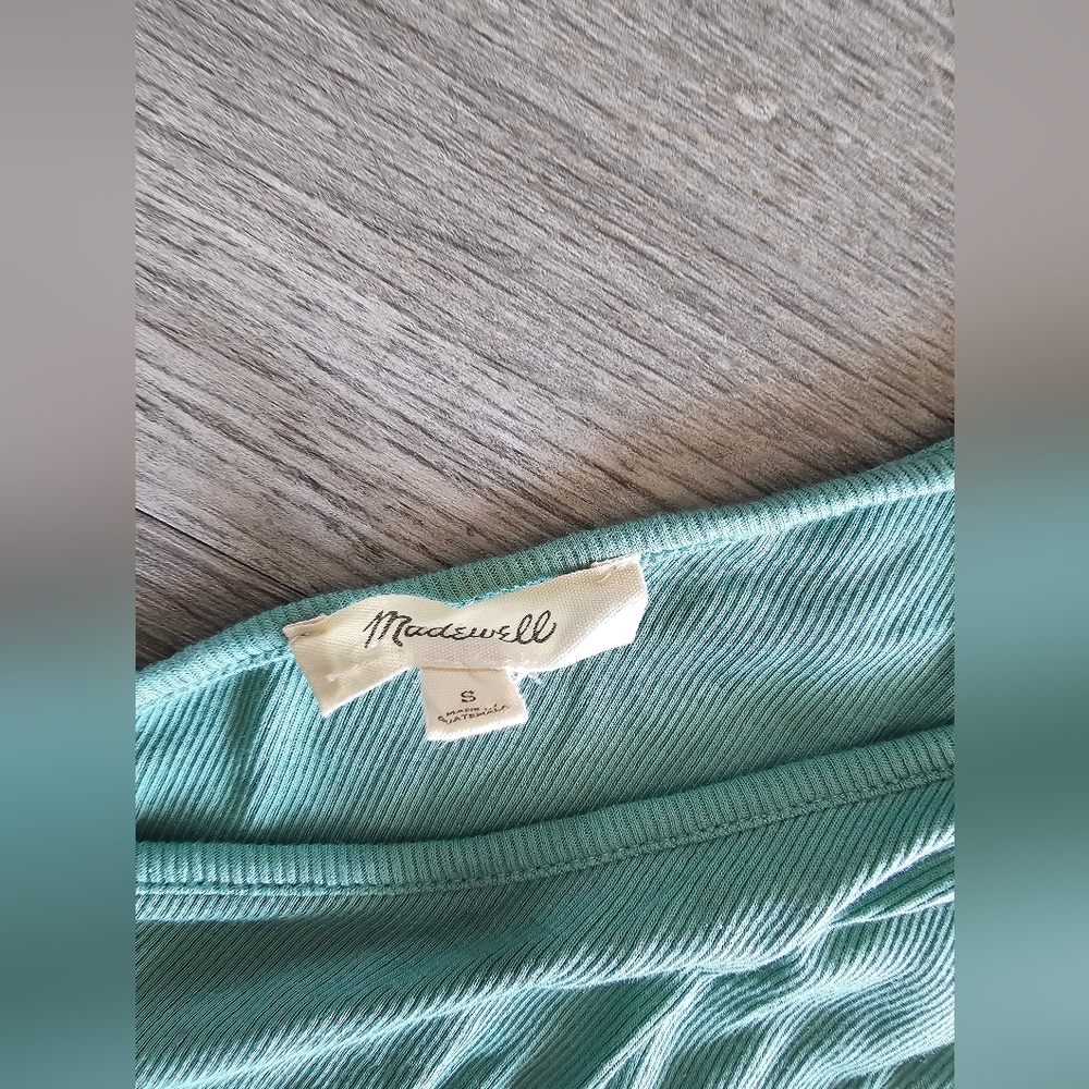 Madewell Supima® Rib One-Shoulder Tank Asymmetrical Green Tank Top - Picture 3 of 3
